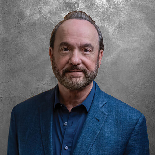 Ralph de la Vega headshot